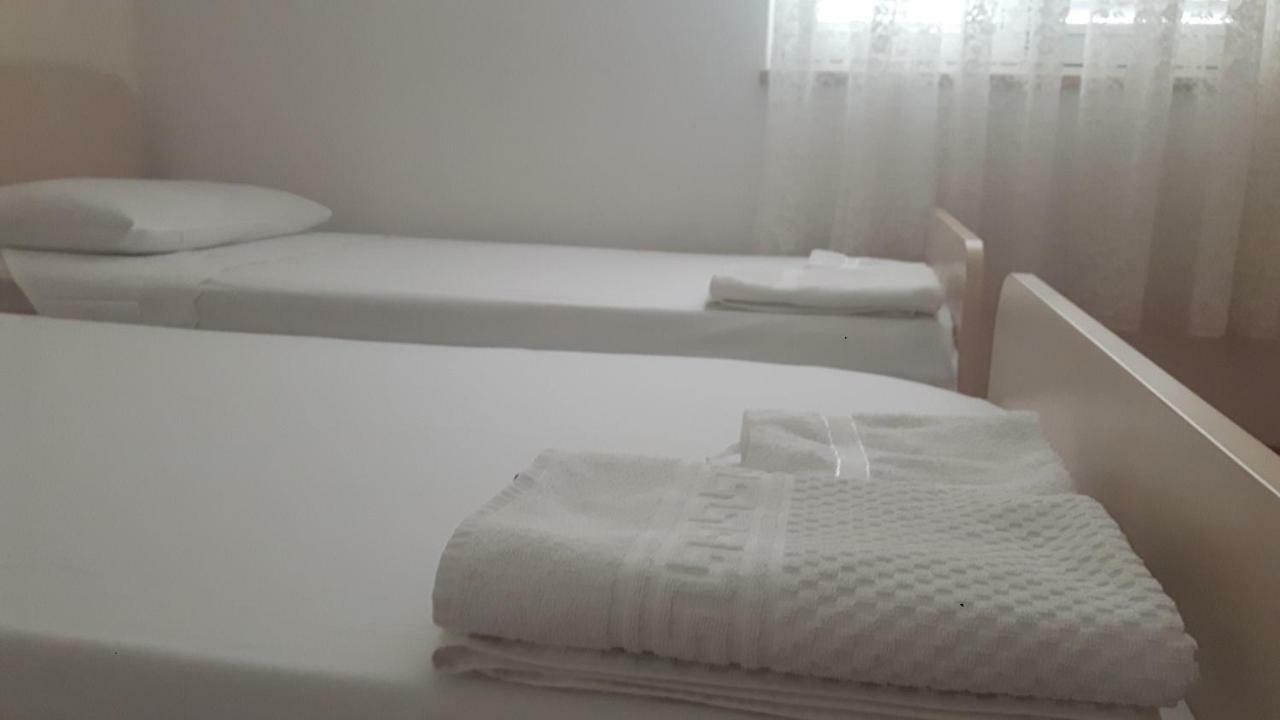Apartments Kekica Novalja Extérieur photo